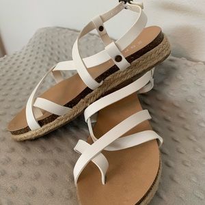 Esprit sandals